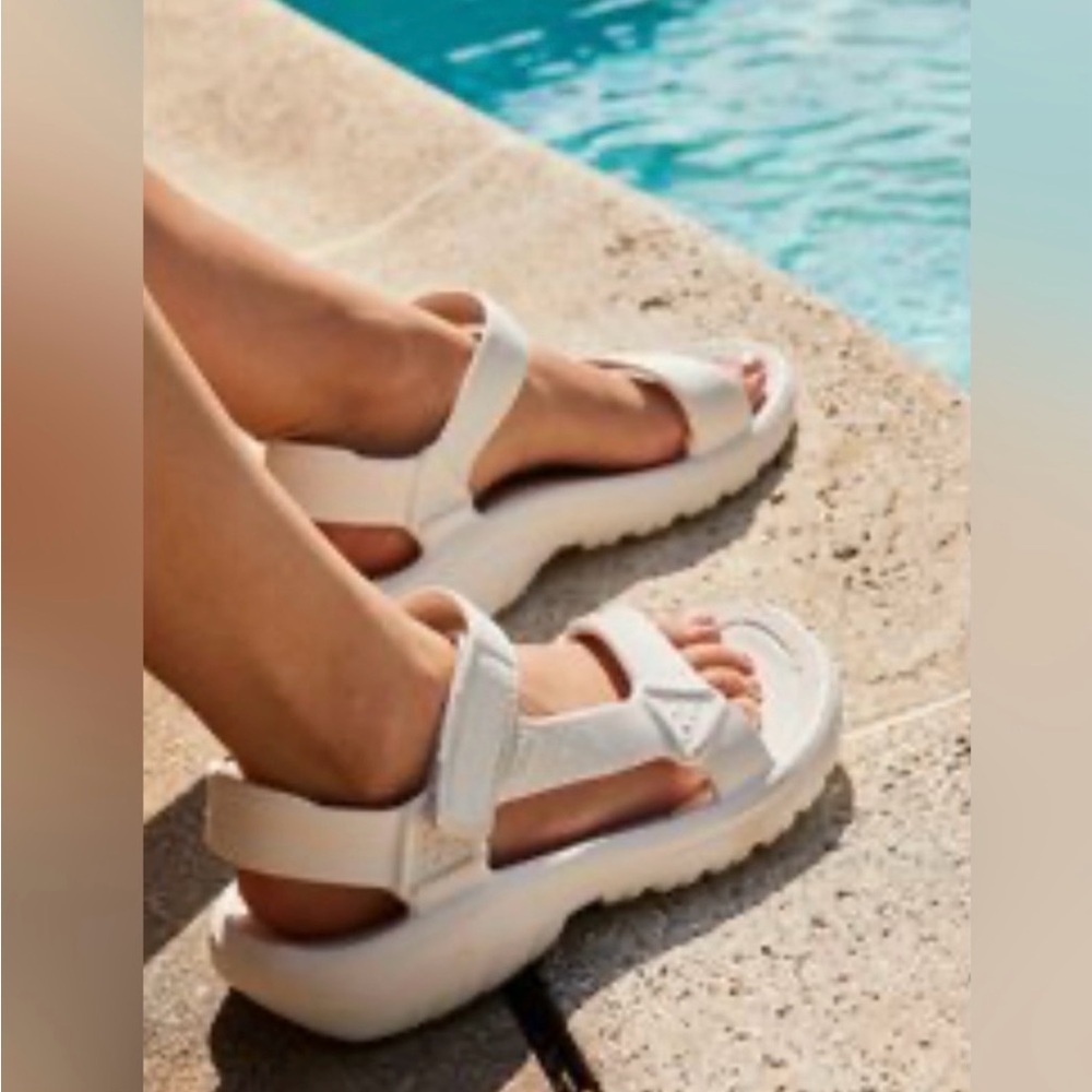 Teva Hurricane Drift Sandals - Lightweight, Water-Friendly Comfort - Picture 2 of 11